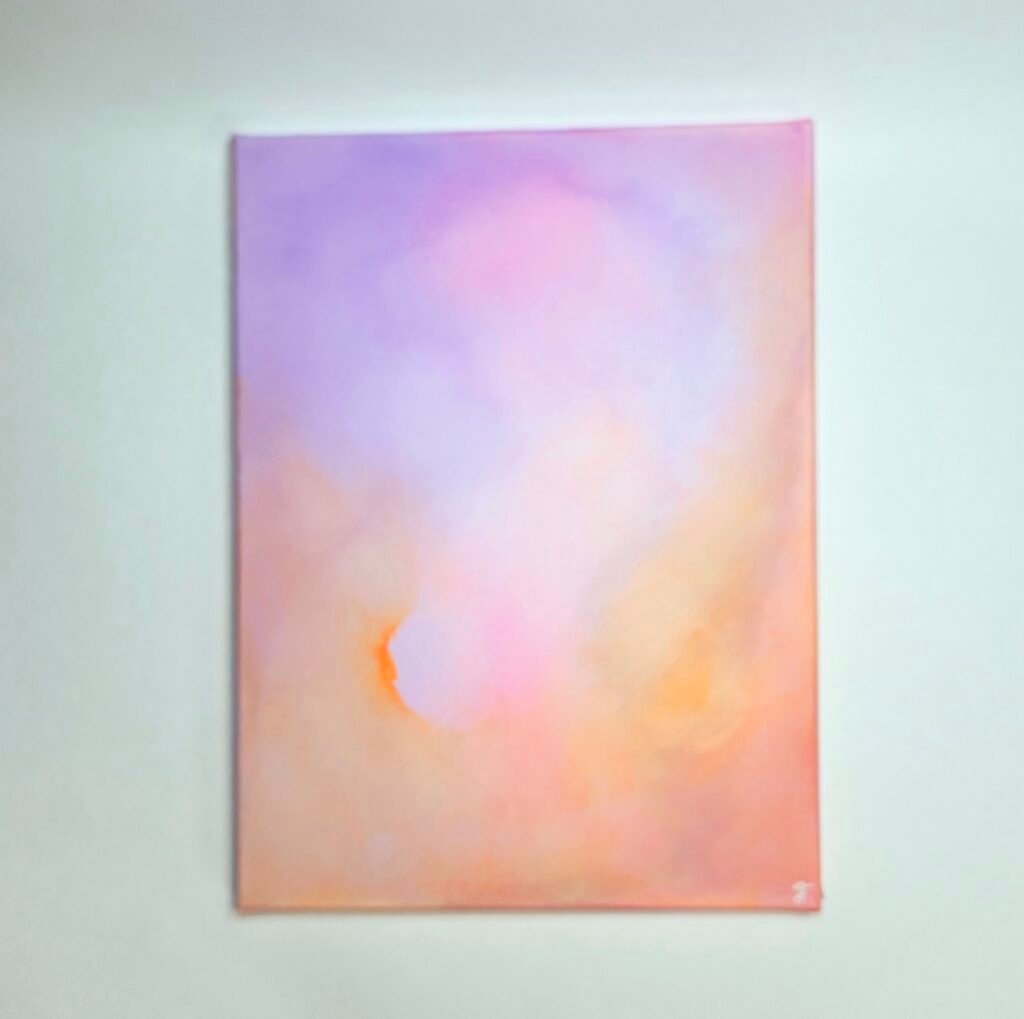 Leinwand mit wolkigem Farbverlauf von Flieder über Rosa bis zu Apricot und Orange
